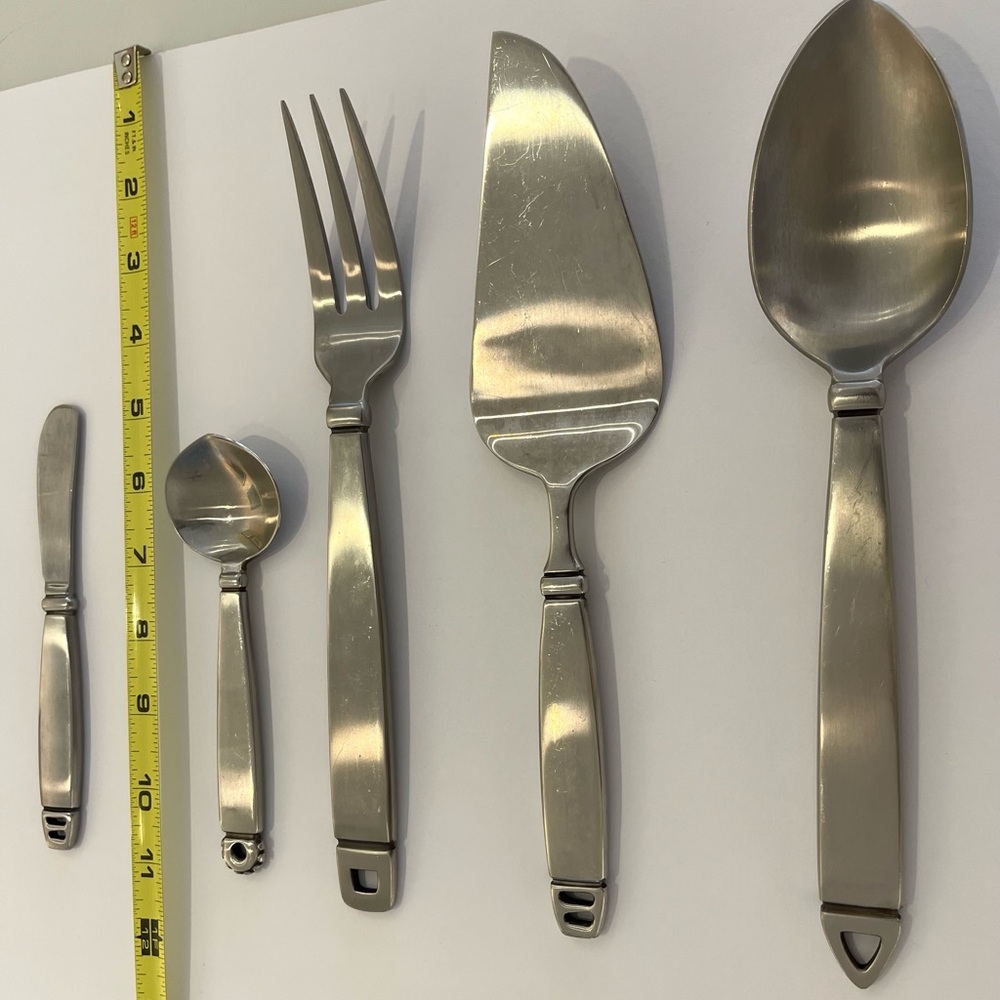 Lisa Jenks Notch Flatware - Picture 3 of 5